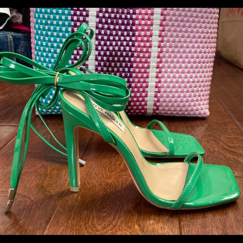 Steve Madden Uplift